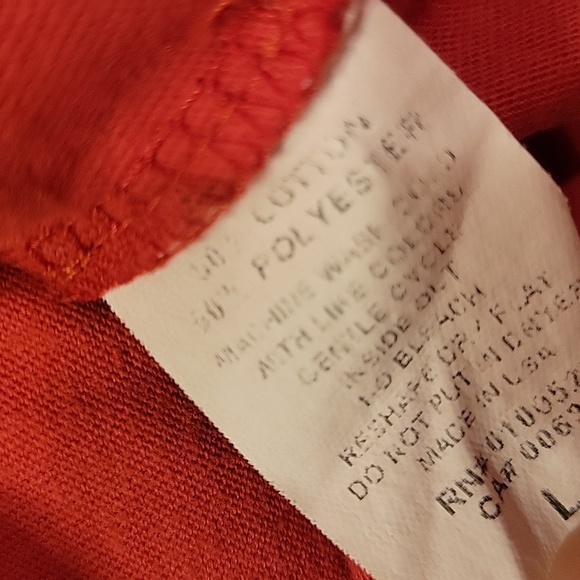 Hello Kitty Sanrio Red Scoop Neck Hello Kitty & Friends Polka Dot T-Shirt - Picture 4 of 4